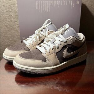 Jordan 1 low SE Enigma Stone Pale Ivory Women’s 10.5